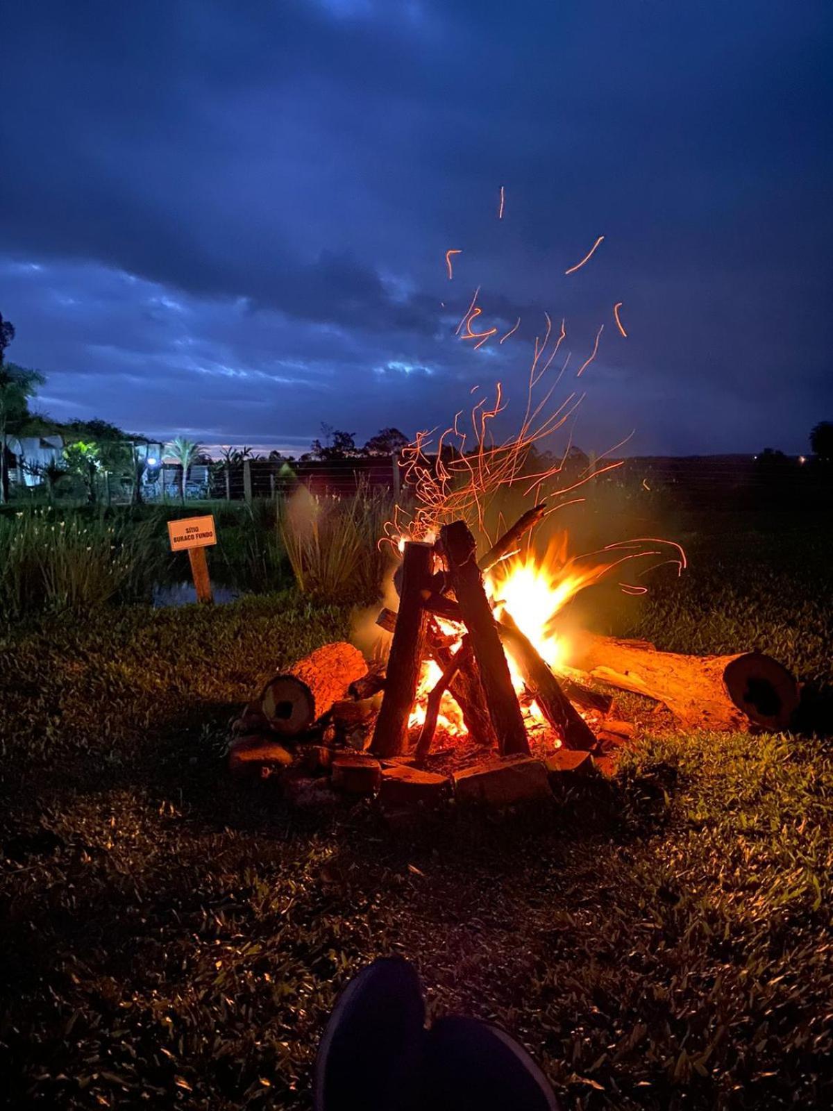 Pousada Romantica - Sitio Buraco Fundo Vale Verde  ภายนอก รูปภาพ